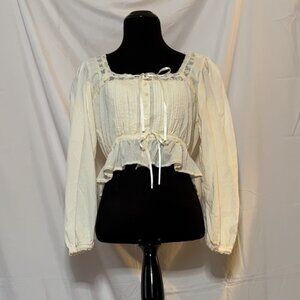 Women’s Cute, Ivory Blouse
